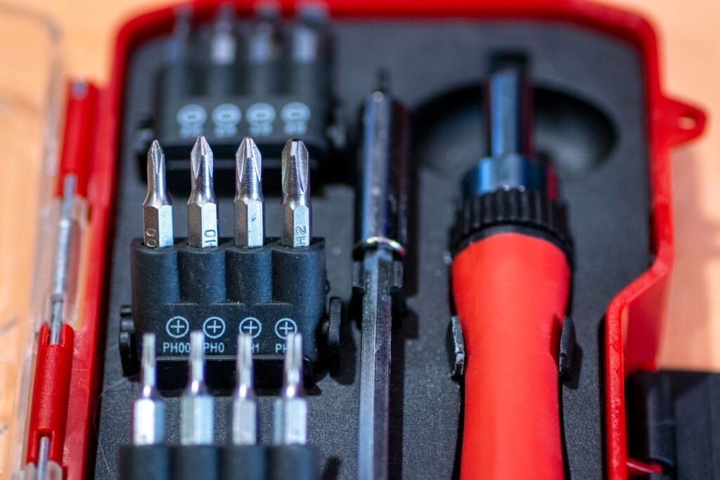 Mastering DIY Safety: How to Use Electrical Screwdriver with Diode to Test Electricity